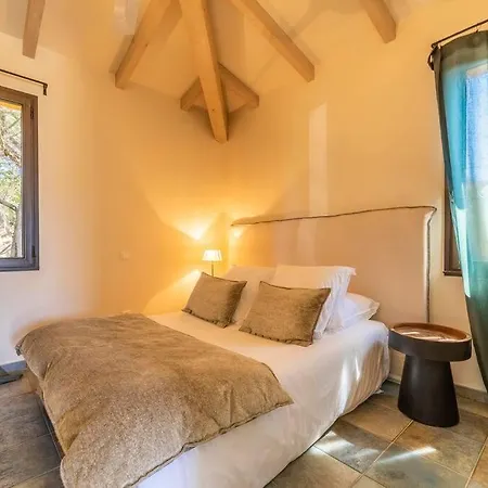 Sud Corse 6ch Piscine 27m, Acces